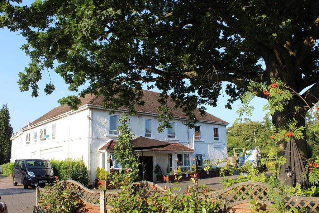 The Gatwick White House Hotel Horley Bagian luar foto